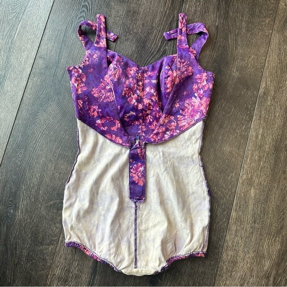Vintage Sea Lure women’s swimsuit size small 14 purple  floral VTG play suit - Picture 2 of 14